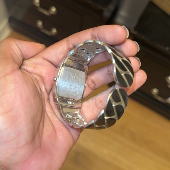 Geneva quarts watch - Picture 3 of 3